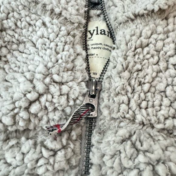 Dylan Pullover - Picture 2 of 4